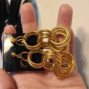 Vintage Avon Clip on Earrings